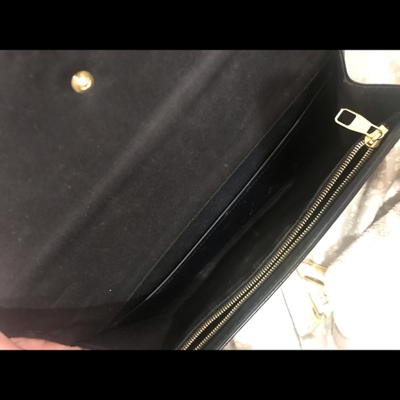 Louise ew vernis noi - Picture 4 of 5